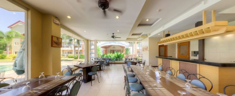 Subic Holiday Villas