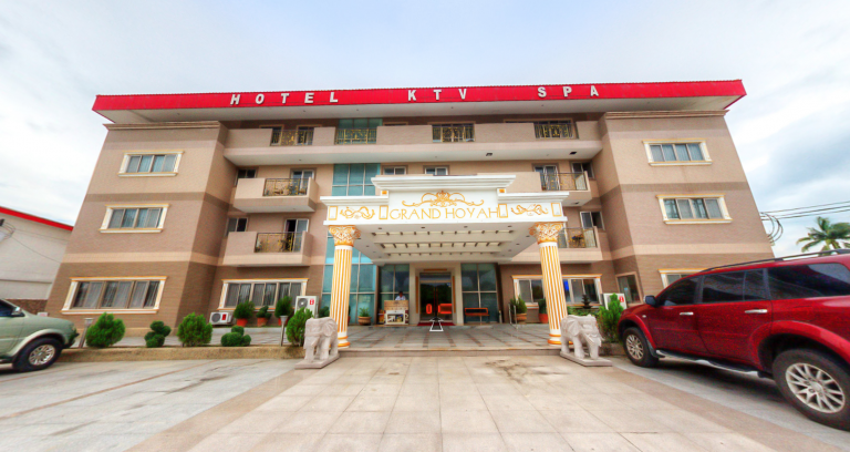 Grand Hoyah Hotel