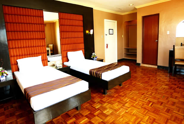 Hotel La Corona De Lipa
